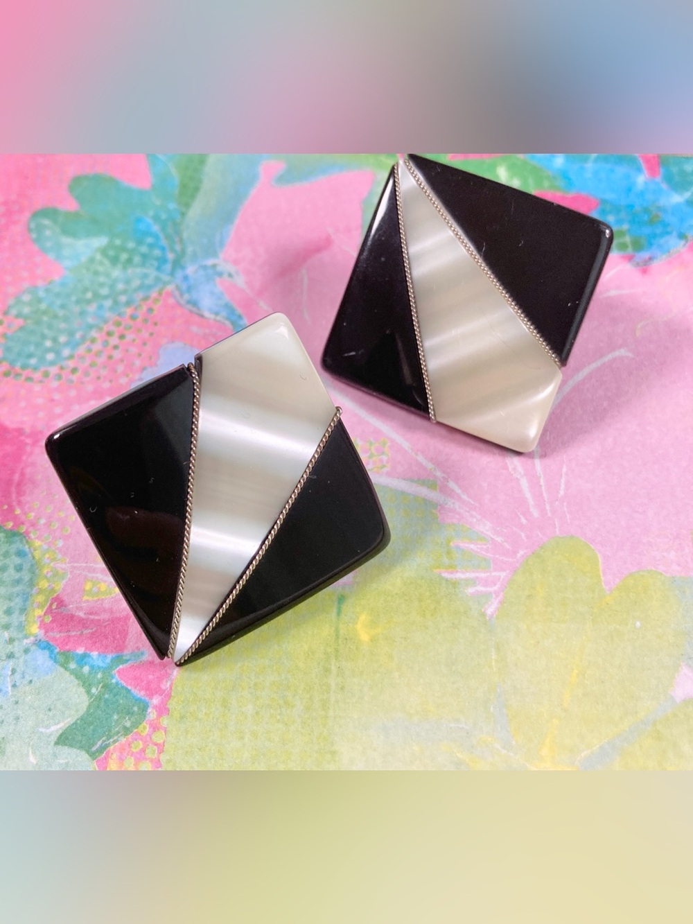 Vintage Black and Cream Geometric Square Earring